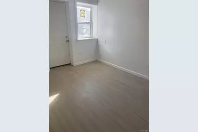 9904 42nd Avenue, Corona, NY 11368 - Photo 5