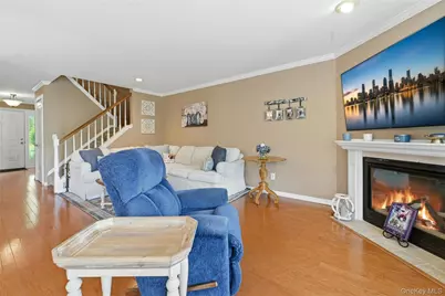323 Erik Drive, East Setauket, NY 11733 - Photo 5