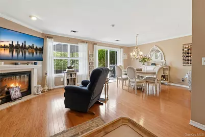 323 Erik Drive, East Setauket, NY 11733 - Photo 7