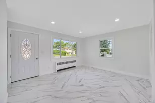 1828 Stein Dr, Bay Shore, NY 11706 - Photo 13