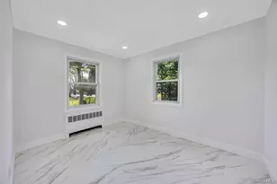 1828 Stein Dr, Bay Shore, NY 11706 - Photo 15
