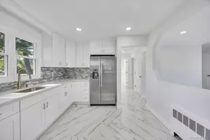 1828 Stein Dr, Bay Shore, NY 11706 - Photo 17