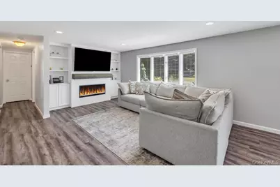 120 Smithtown Polk Boulevard, Centereach, NY 11720 - Photo 13