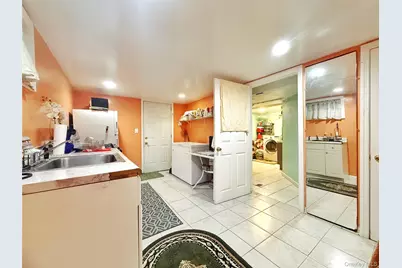 115-08 150th Avenue, Ozone Park, NY 11420 - Photo 35