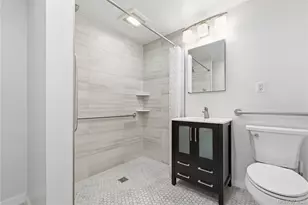 59-17 Kissena Blvd, Flushing, NY 11355 - Photo 17