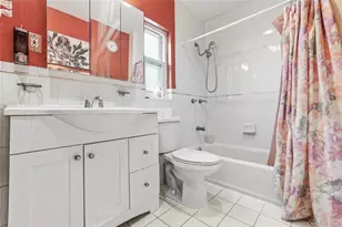 83-39 252nd St, Bellerose, NY 11426 - Photo 15