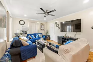 83-39 252nd St, Bellerose, NY 11426 - Photo 3