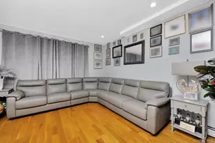 164-15 104th Rd, Jamaica, NY 11433 - Photo 15