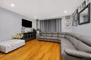 164-15 104th Rd, Jamaica, NY 11433 - Photo 17