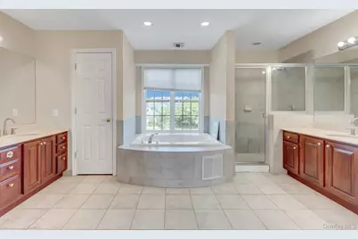 66 Canterbury Drive, Wading River, NY 11792 - Photo 37