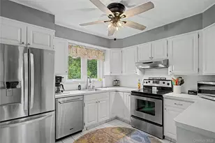 75 S Randolph Ave, Poughkeepsie, NY 12601 - Photo 9