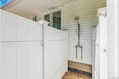 6 Oldfield Lane, East Quogue, NY 11942 - Photo 33