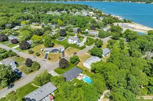6 Oldfield Ln, East Quogue, NY 11942 - Photo 35