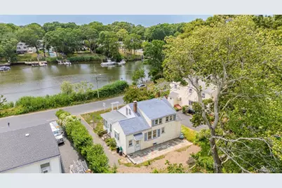 84 Riviera Drive, Mastic, NY 11950 - Photo 21