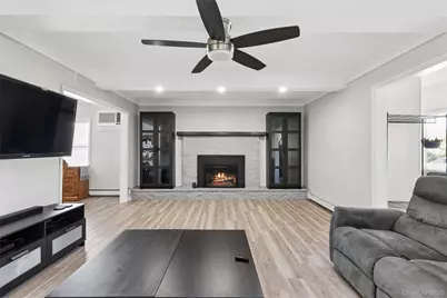 66 Kenny Avenue, Merrick, NY 11566 - Photo 9