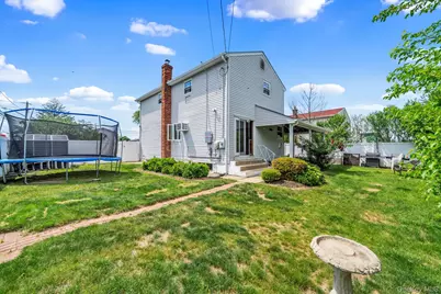 9 Nassau Avenue, West Babylon, NY 11704 - Photo 29