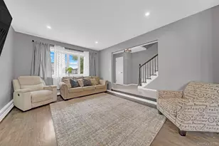 9 Nassau Ave, West Babylon, NY 11704 - Photo 9