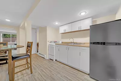 9 Nassau Avenue, West Babylon, NY 11704 - Photo 27