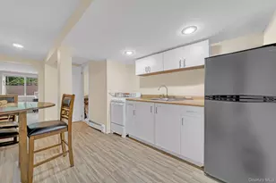 9 Nassau Ave, West Babylon, NY 11704 - Photo 27