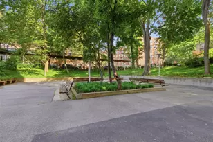 290 W 232nd St, Bronx, NY 10463 - Photo 3