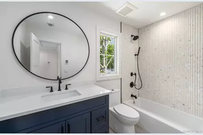 405 S Oakwood Drive, Laurel, NY 11948 - Photo 25