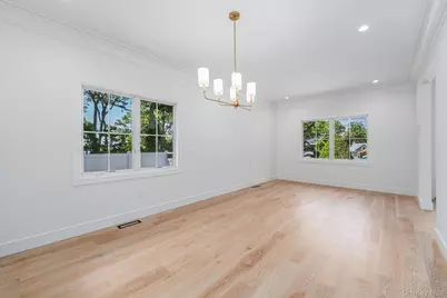 405 S Oakwood Drive, Laurel, NY 11948 - Photo 11