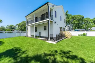 405 S Oakwood Dr, Laurel, NY 11948 - Photo 45