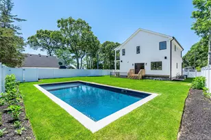 405 S Oakwood Dr, Laurel, NY 11948 - Photo 43