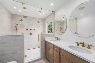 405 S Oakwood Dr, Laurel, NY 11948 - Photo 33