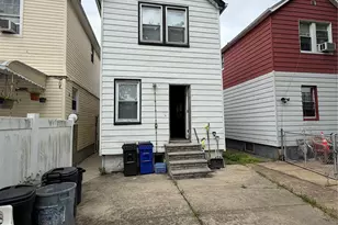 111-29 147th St, Jamaica, NY 11435 - Photo 3