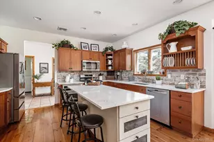 1 Fox Holw Ct, Dix Hills, NY 11746 - Photo 13
