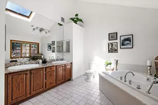 1 Fox Holw Ct, Dix Hills, NY 11746 - Photo 21
