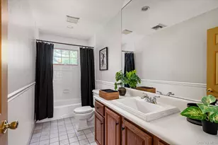 1 Fox Holw Ct, Dix Hills, NY 11746 - Photo 25