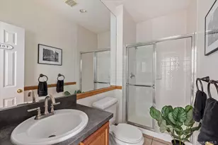 1 Fox Holw Ct, Dix Hills, NY 11746 - Photo 17