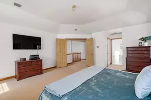 1 Fox Holw Ct, Dix Hills, NY 11746 - Photo 19