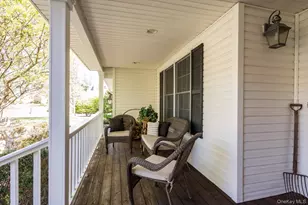 1 Fox Holw Ct, Dix Hills, NY 11746 - Photo 5