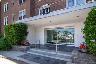 1111 Midland Ave, Bronxville, NY 10708 - Photo 17