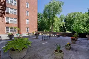 1111 Midland Ave, Bronxville, NY 10708 - Photo 13