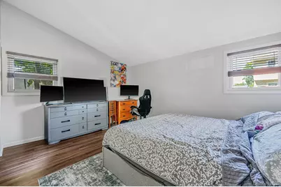 100 Patchogue Holbrook Road, Ronkonkoma, NY 11779 - Photo 17