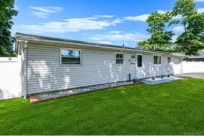 100 Patchogue Holbrook Road, Ronkonkoma, NY 11779 - Photo 3