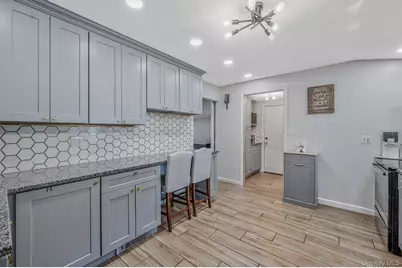 100 Patchogue Holbrook Road, Ronkonkoma, NY 11779 - Photo 5