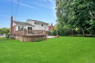 27 Coronet Lane, Plainview, NY 11803 - Photo 29