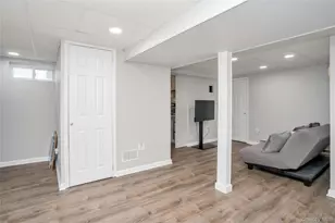 27 Coronet Ln, Plainview, NY 11803 - Photo 21