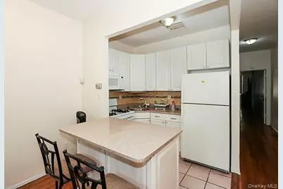 1832 George Street #2B, Ridgewood, NY 11385 - Photo 7
