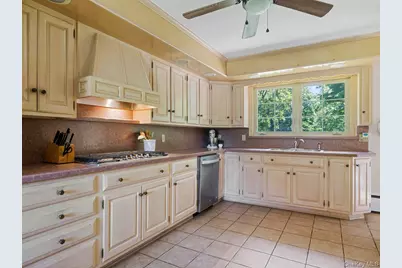 284 Tuckers Corners Road, Highland, NY 12528 - Photo 3