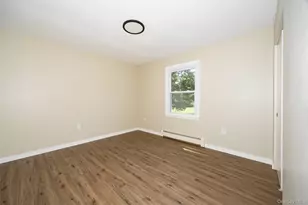 18 Cream St, Hyde Park, NY 12538 - Photo 9