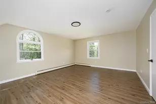 18 Cream St, Hyde Park, NY 12538 - Photo 15