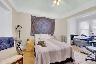 70-29 68 Th Pl, Glendale, NY 11385 - Photo 17
