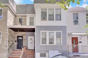 70-29 68 Th Pl, Glendale, NY 11385 - Photo 5