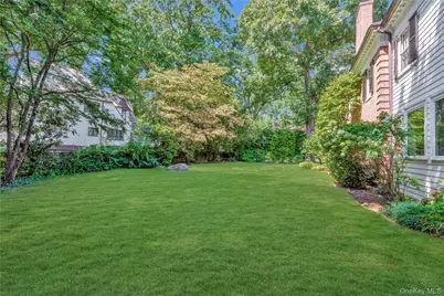 7 Rochelle Road, Larchmont, NY 10538 - Photo 39